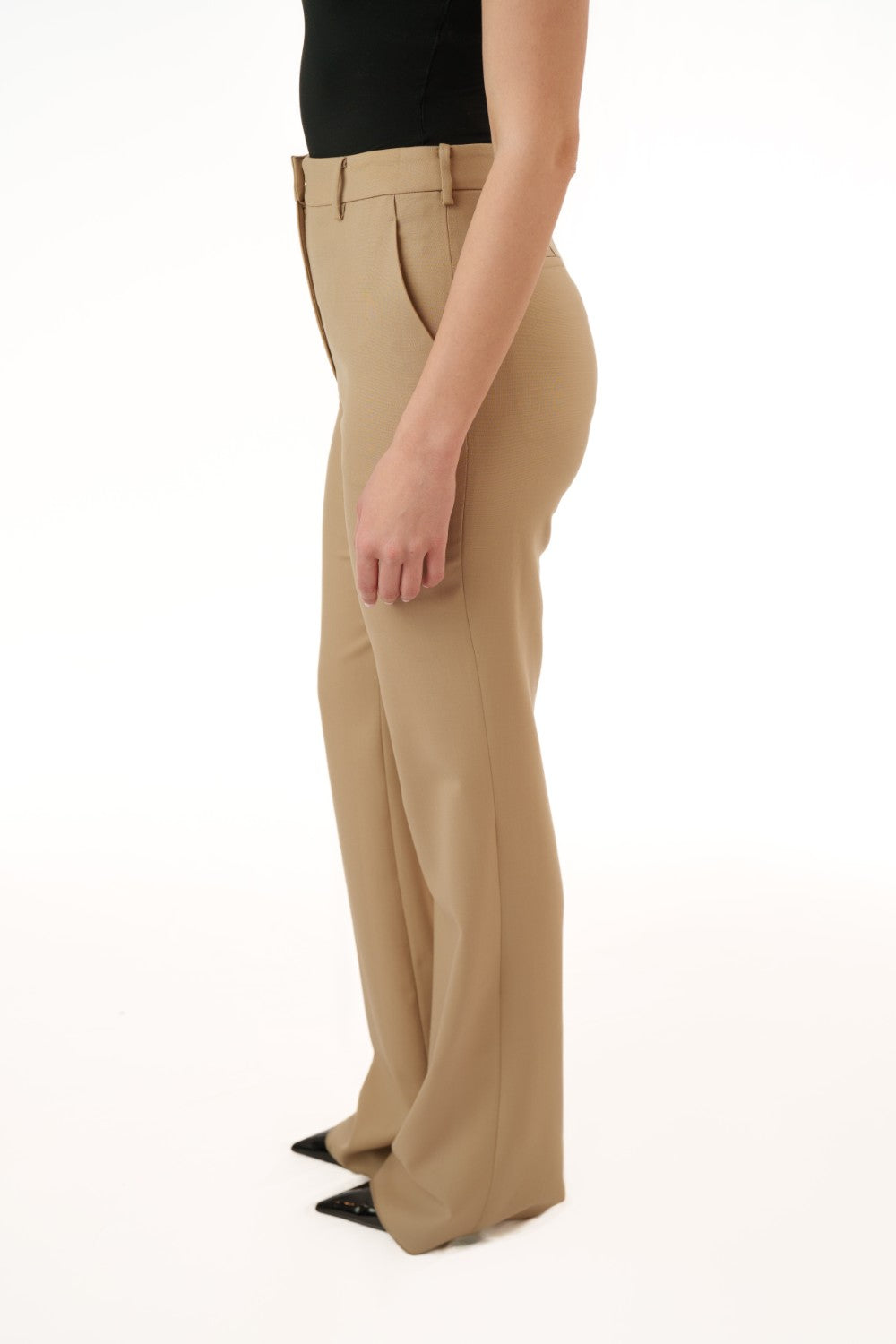 beige